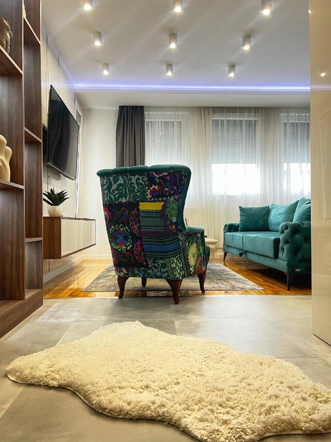 בייאליינה Apartman Exit מראה חיצוני תמונה